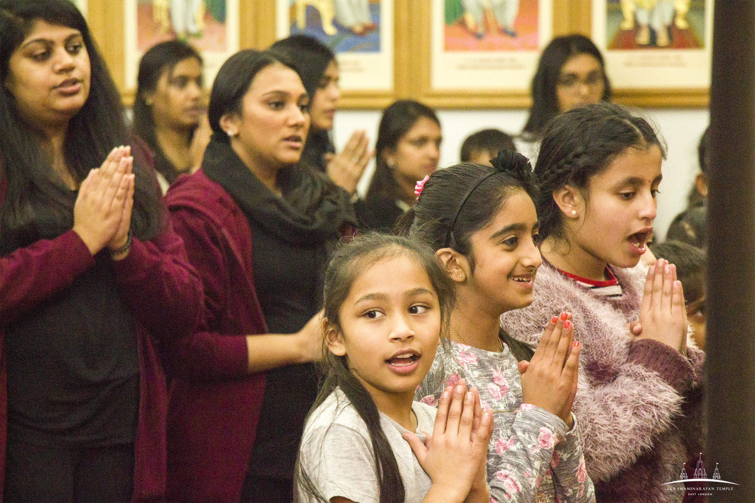 ©1987-2017 SKS Swaminarayan Temple East London